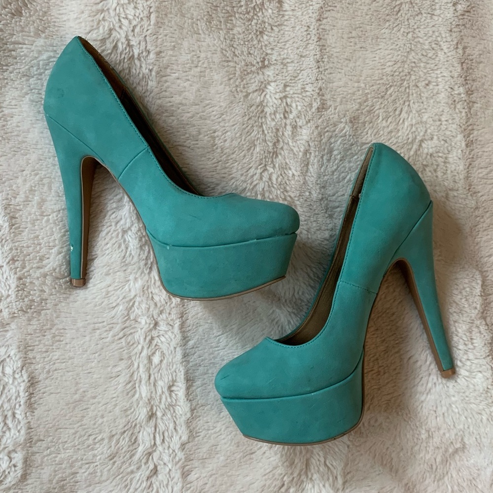 Women’s 6.5 - Teal Platform Heels/Pumps